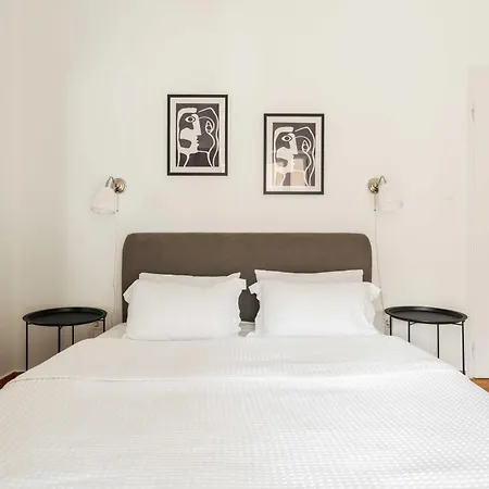 Yestayhomes Two Bedroom Apartment Tsakalof Atene Esterno foto
