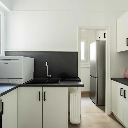 Yestayhomes Two Bedroom Apartment Tsakalof Atene Esterno foto