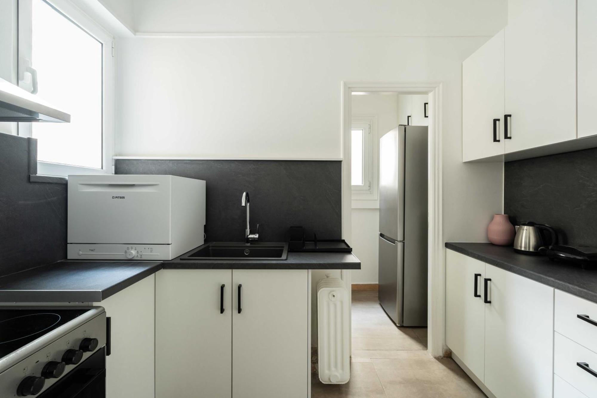 Yestayhomes Two Bedroom Tsakalof * Athens