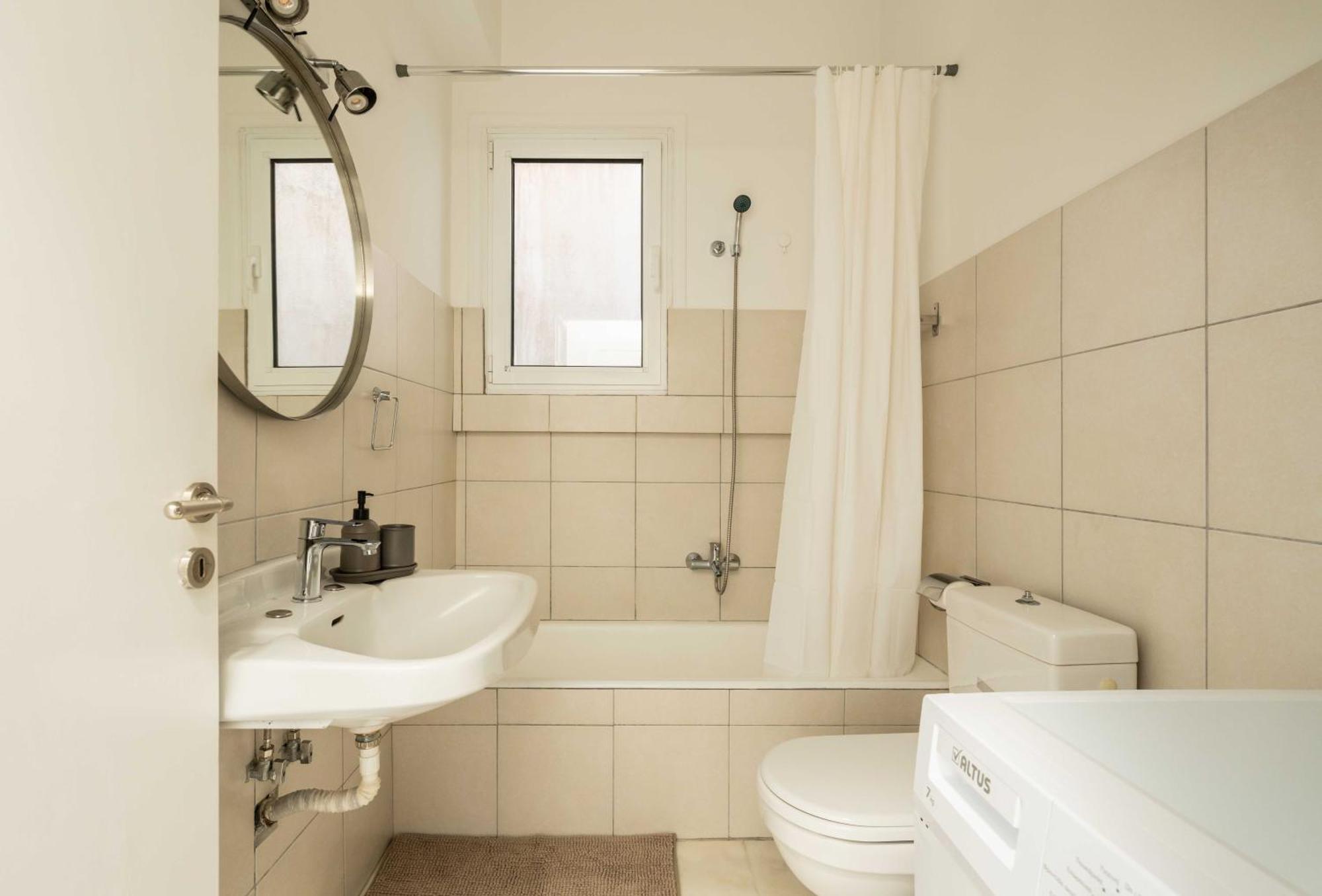 Yestayhomes Two Bedroom Tsakalof